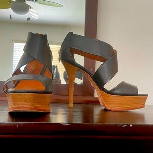 Barley used Pour la Victoire heels.